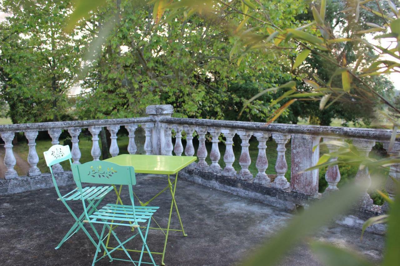 Chateau La Loge Villematier エクステリア 写真